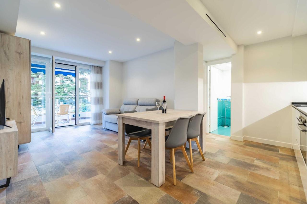 Apartamentos Dr28 A 250 M De La Playa ฟูเอนฮิโรลา ภายนอก รูปภาพ